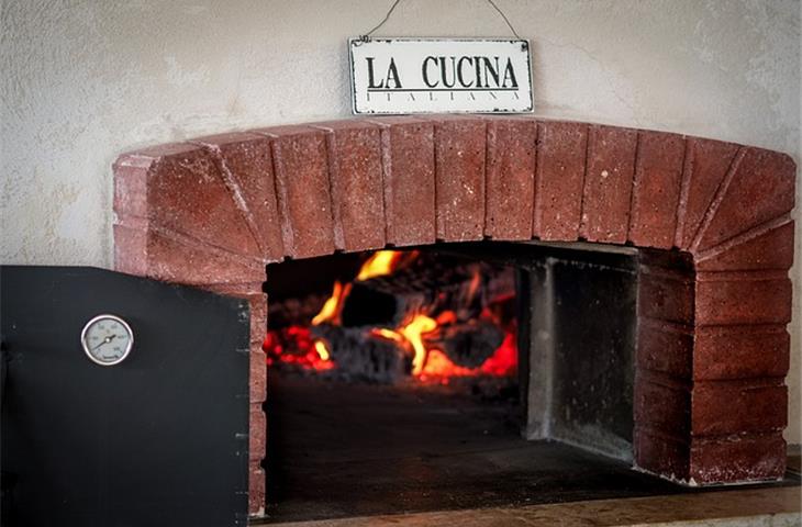 The Essential Guide to Ageing Ovens