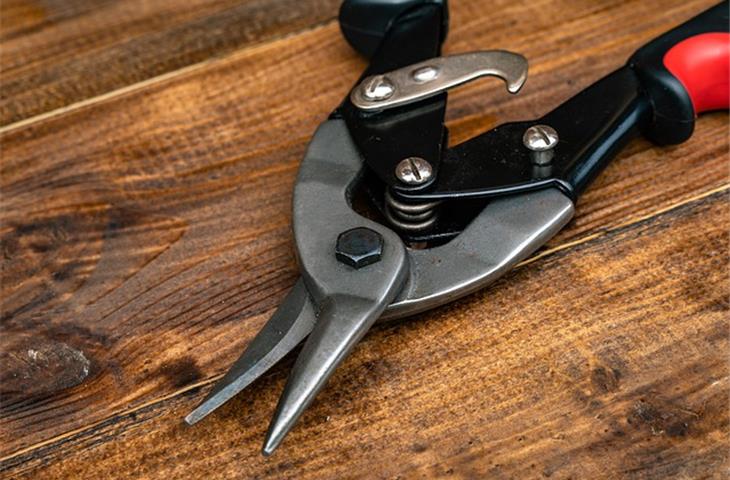 sheet metal forming tools and equipment